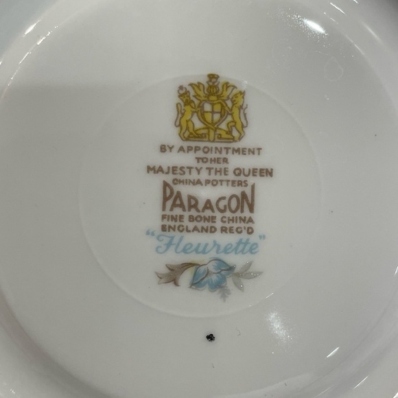 Paragon Set of 4 By Appointment To Her Majesty The Queen - Picture 4 of 6